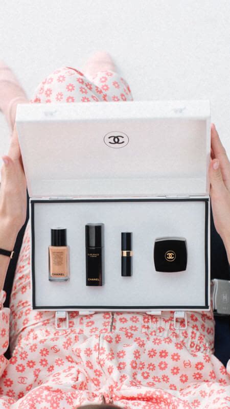 Chanel travel kit perfume